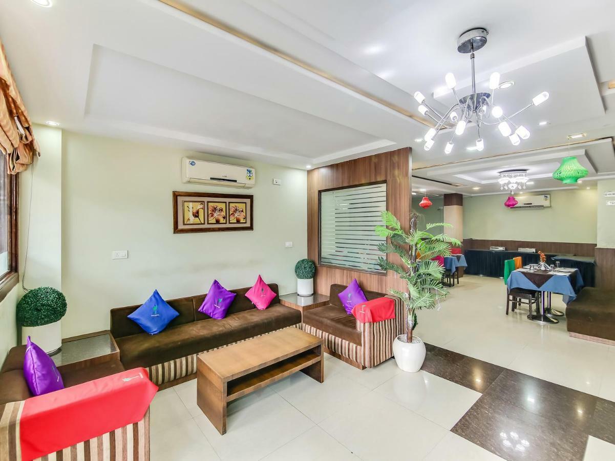 Capital O 32619 Hotel Sugar Palm Gwalior Dış mekan fotoğraf