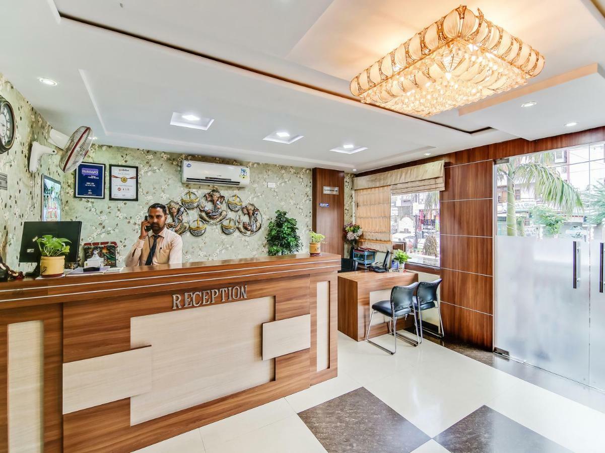 Capital O 32619 Hotel Sugar Palm Gwalior Dış mekan fotoğraf
