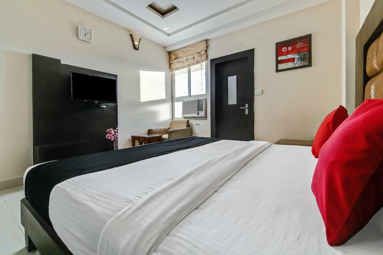 Capital O 32619 Hotel Sugar Palm Gwalior Dış mekan fotoğraf
