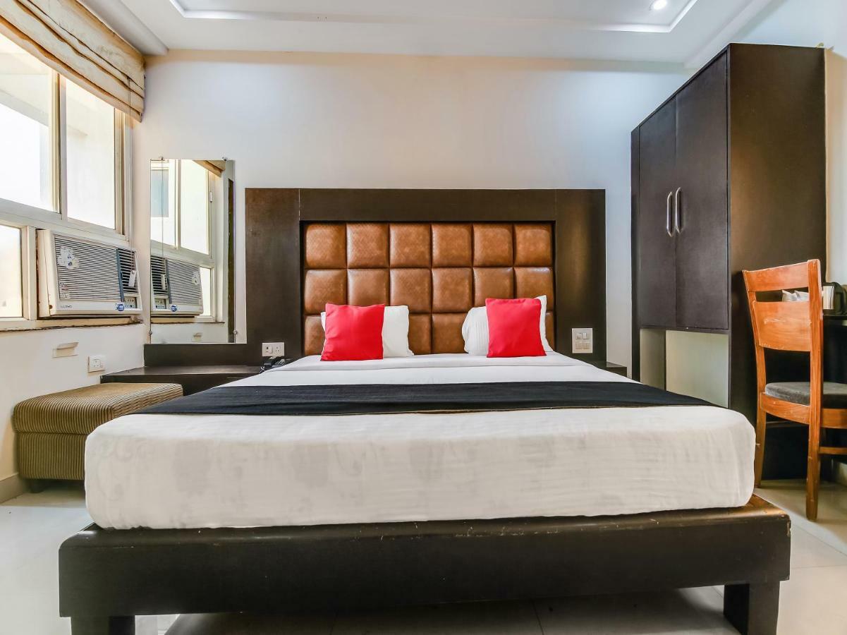 Capital O 32619 Hotel Sugar Palm Gwalior Dış mekan fotoğraf
