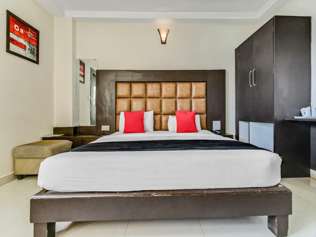 Capital O 32619 Hotel Sugar Palm Gwalior Dış mekan fotoğraf